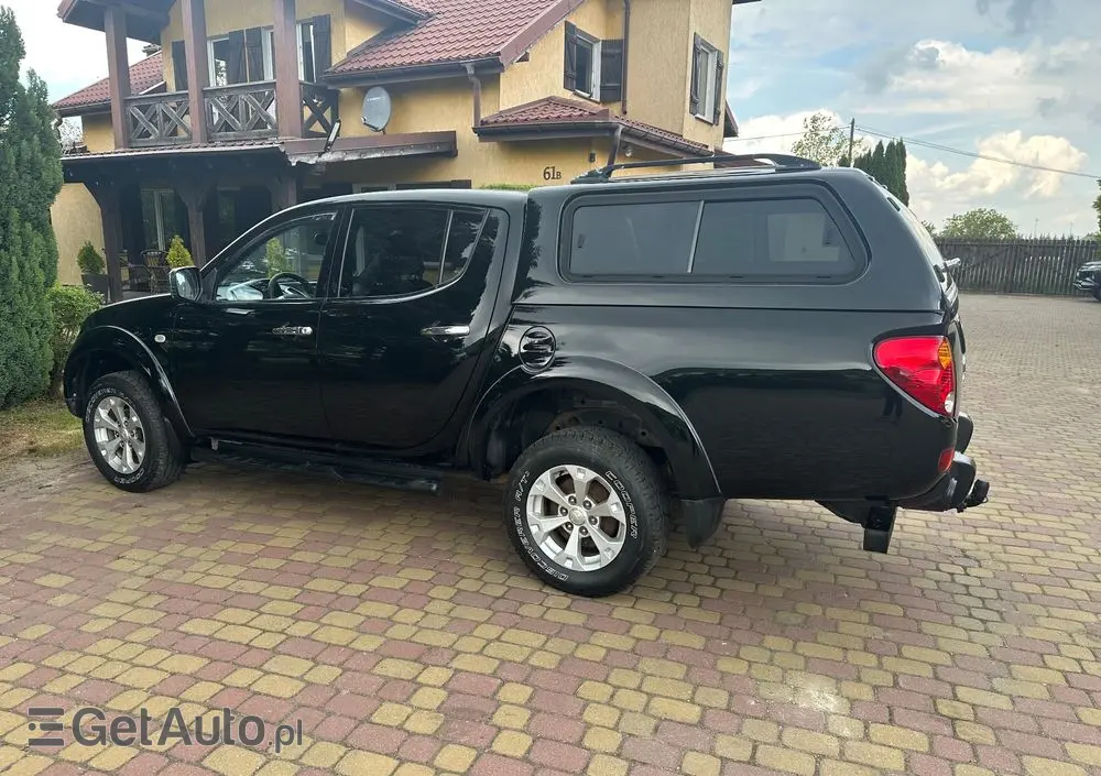 MITSUBISHI L200 Pick Up 4x4 S&S Double Cab SUV-Star