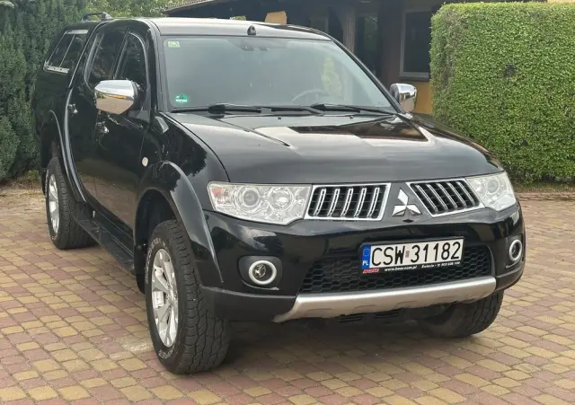 MITSUBISHI L200 Pick Up 4x4 S&S Double Cab SUV-Star