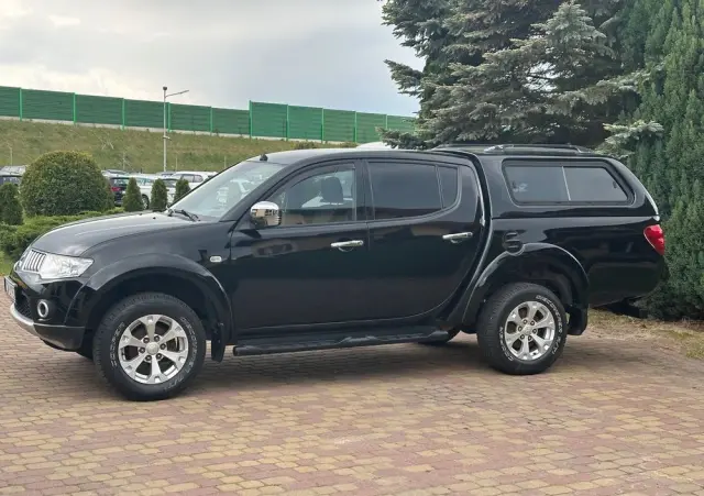 MITSUBISHI L200 Pick Up 4x4 S&S Double Cab SUV-Star