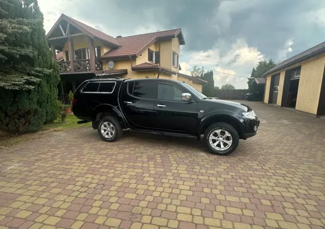 MITSUBISHI L200 Pick Up 4x4 S&S Double Cab SUV-Star