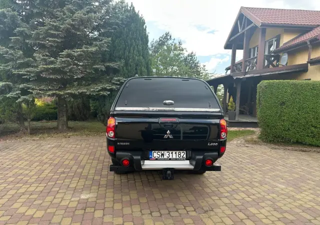 MITSUBISHI L200 Pick Up 4x4 S&S Double Cab SUV-Star