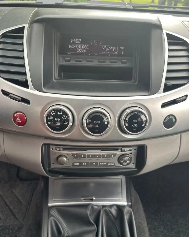 MITSUBISHI L200 Pick Up 4x4 S&S Double Cab SUV-Star