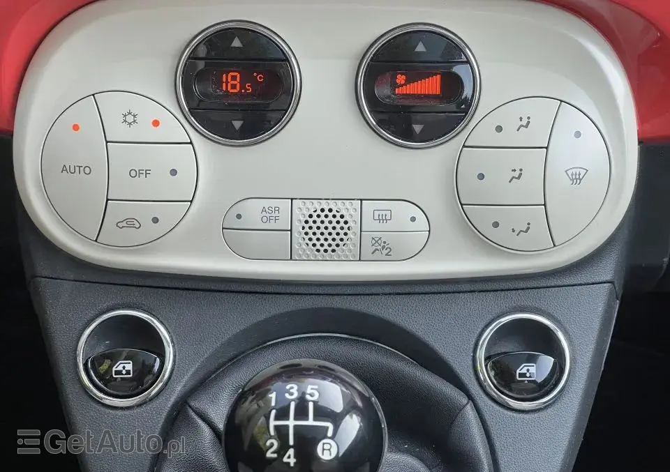 FIAT 500 1.2 8V Lounge Euro6