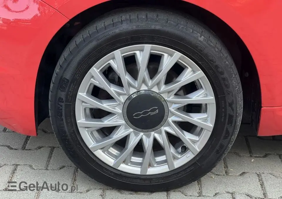 FIAT 500 1.2 8V Lounge Euro6