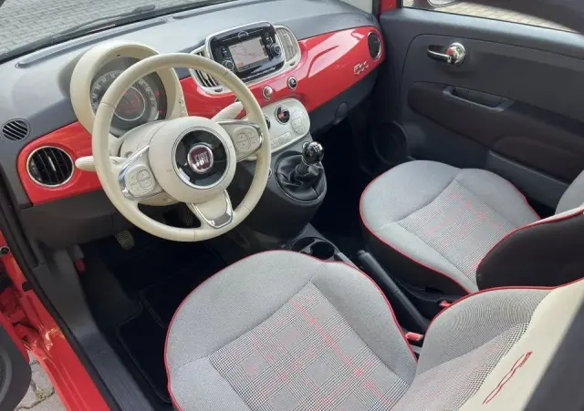 FIAT 500 1.2 8V Lounge Euro6