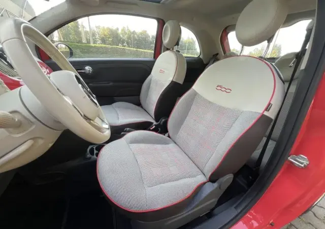 FIAT 500 1.2 8V Lounge Euro6