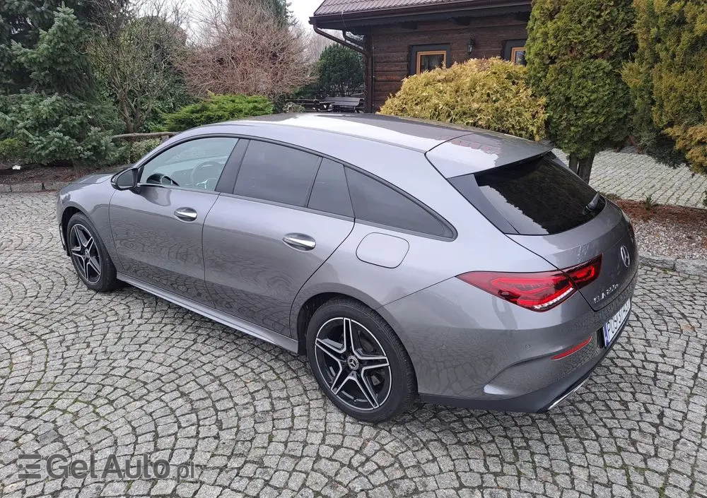 MERCEDES-BENZ CLA 250 e 8G-DCT Edition AMG Line