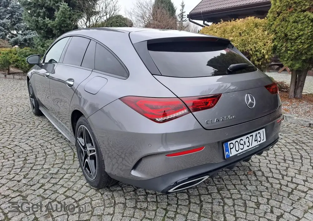 MERCEDES-BENZ CLA 250 e 8G-DCT Edition AMG Line