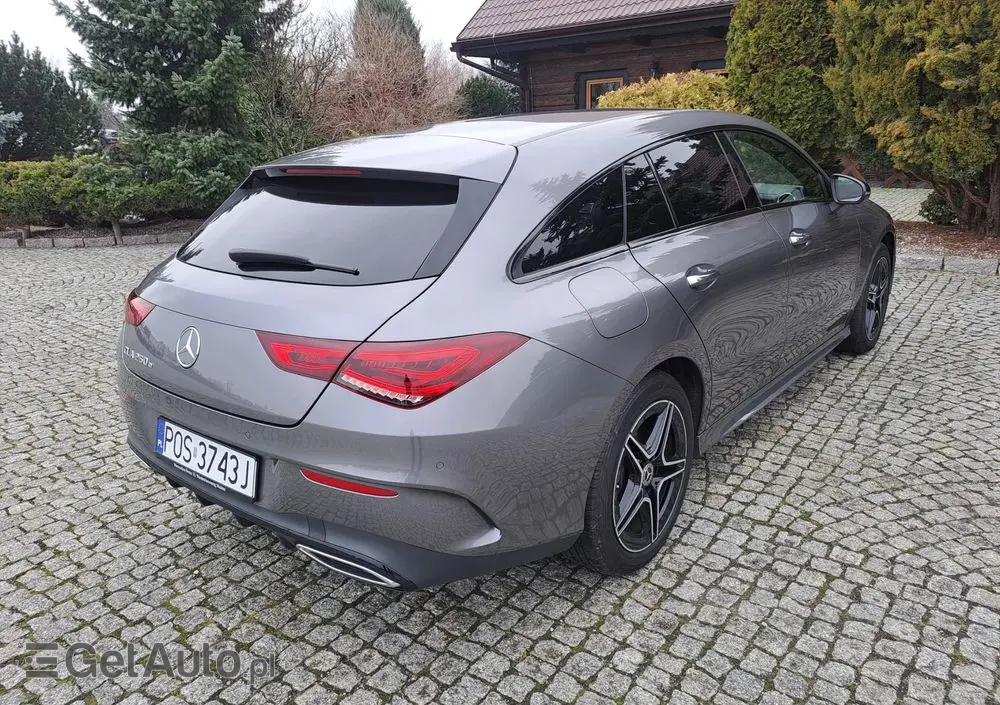 MERCEDES-BENZ CLA 250 e 8G-DCT Edition AMG Line