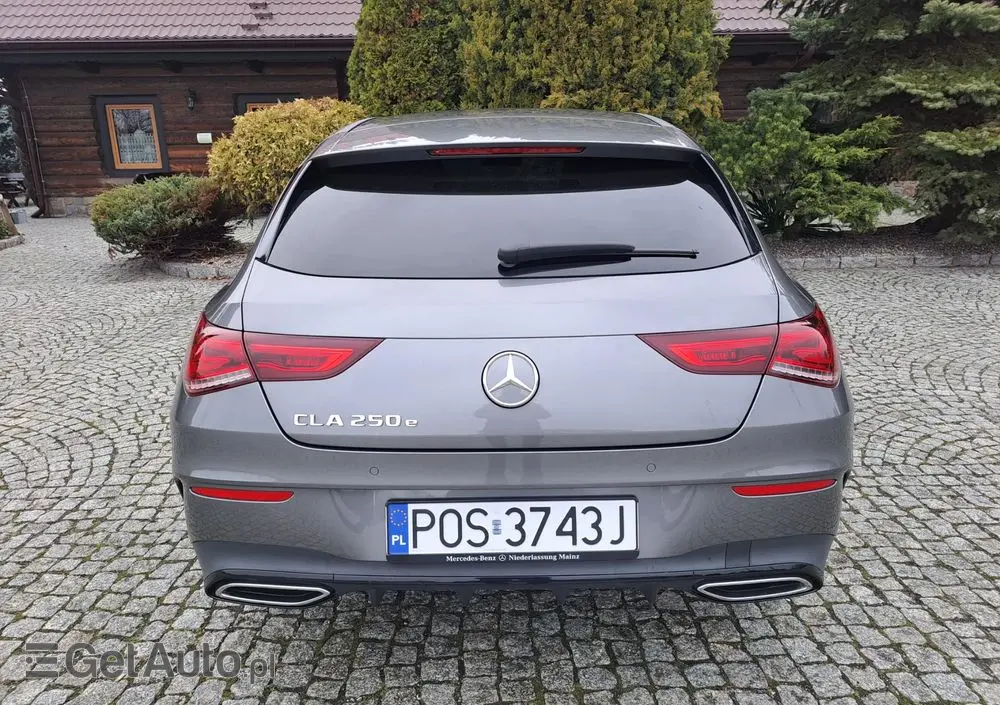MERCEDES-BENZ CLA 250 e 8G-DCT Edition AMG Line