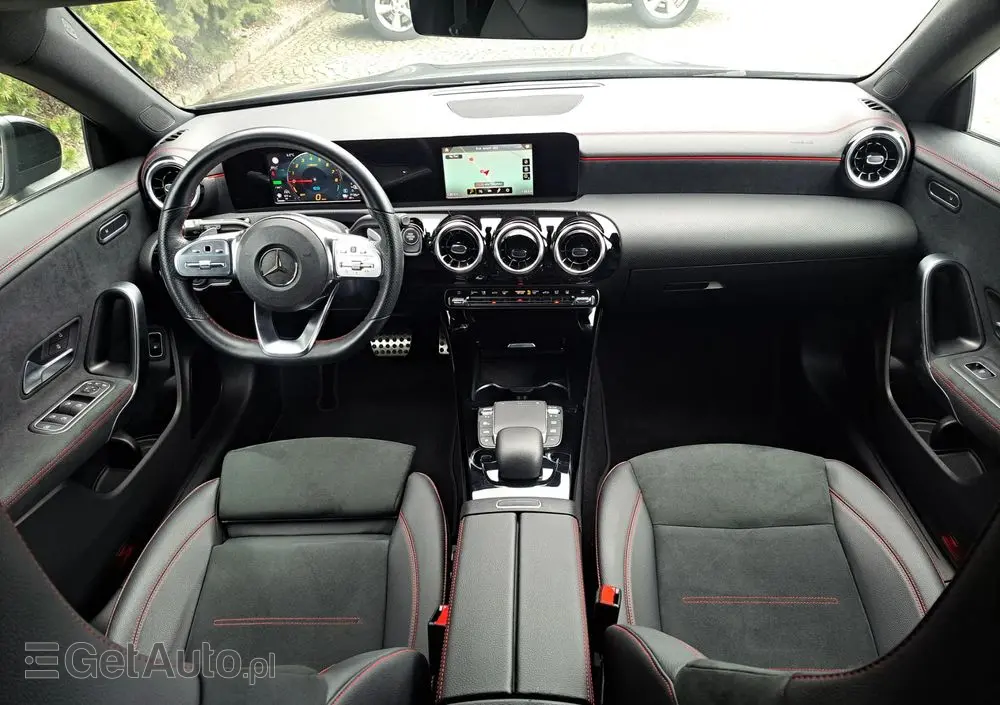 MERCEDES-BENZ CLA 250 e 8G-DCT Edition AMG Line