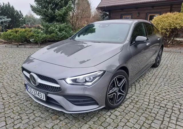 MERCEDES-BENZ CLA 250 e 8G-DCT Edition AMG Line