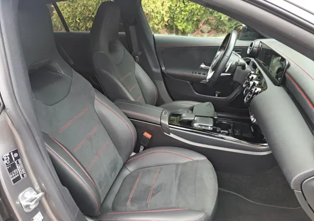 MERCEDES-BENZ CLA 250 e 8G-DCT Edition AMG Line