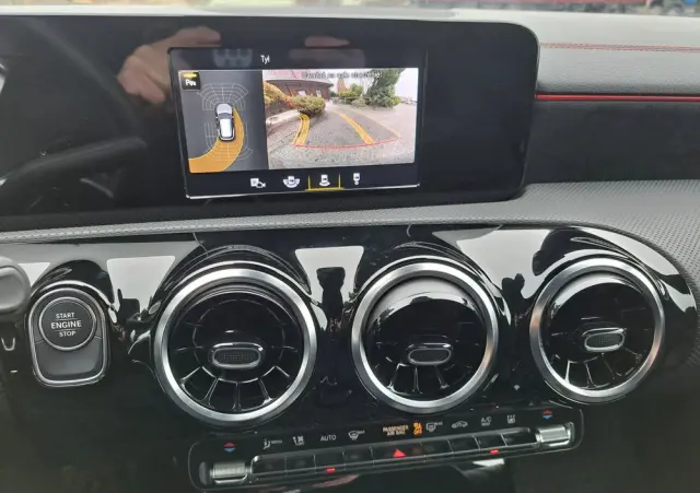 MERCEDES-BENZ CLA 250 e 8G-DCT Edition AMG Line