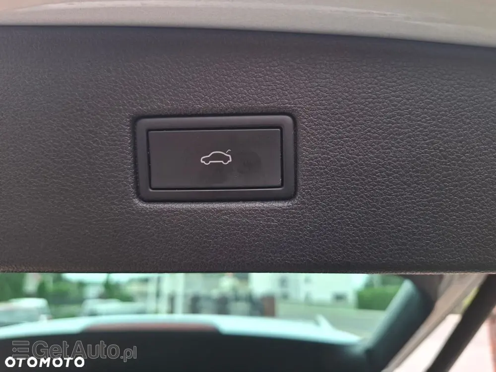 VOLKSWAGEN Tiguan 2.0 TDI SCR Elegance DSG