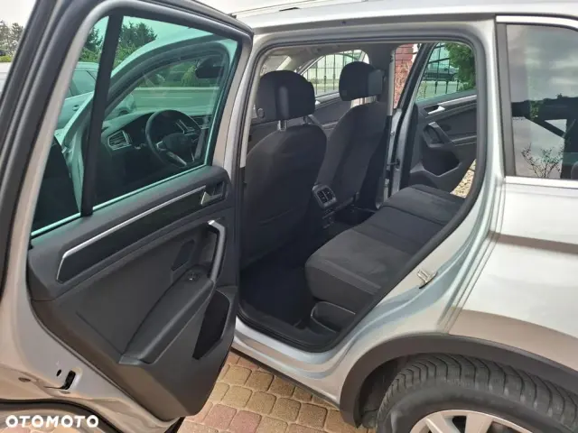 VOLKSWAGEN Tiguan 2.0 TDI SCR Elegance DSG