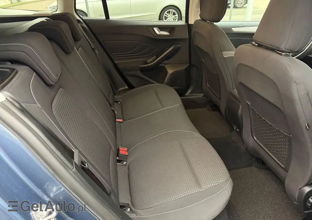 FORD Focus SW Ver-1-0-ecoboost-start--stopp--system-titanium