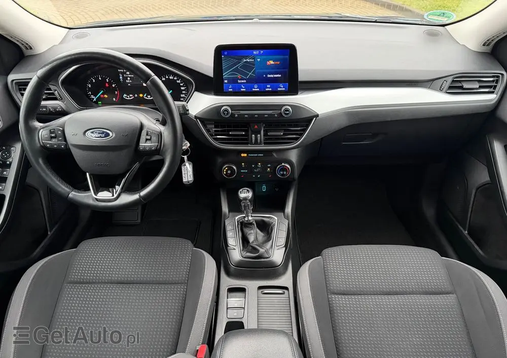 FORD Focus SW Ver-1-0-ecoboost-start--stopp--system-titanium