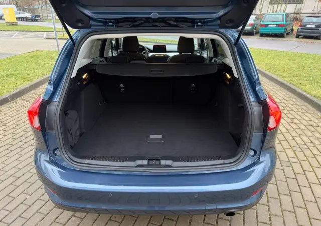 FORD Focus SW Ver-1-0-ecoboost-start--stopp--system-titanium