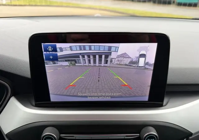 FORD Focus SW Ver-1-0-ecoboost-start--stopp--system-titanium