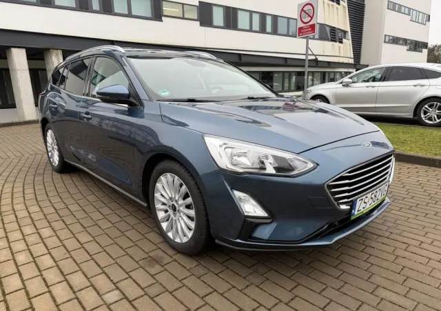 FORD Focus SW Ver-1-0-ecoboost-start--stopp--system-titanium