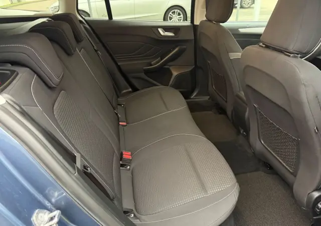 FORD Focus SW Ver-1-0-ecoboost-start--stopp--system-titanium