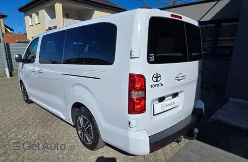 TOYOTA Proace Verso 