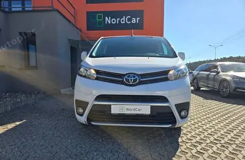 TOYOTA Proace Verso 