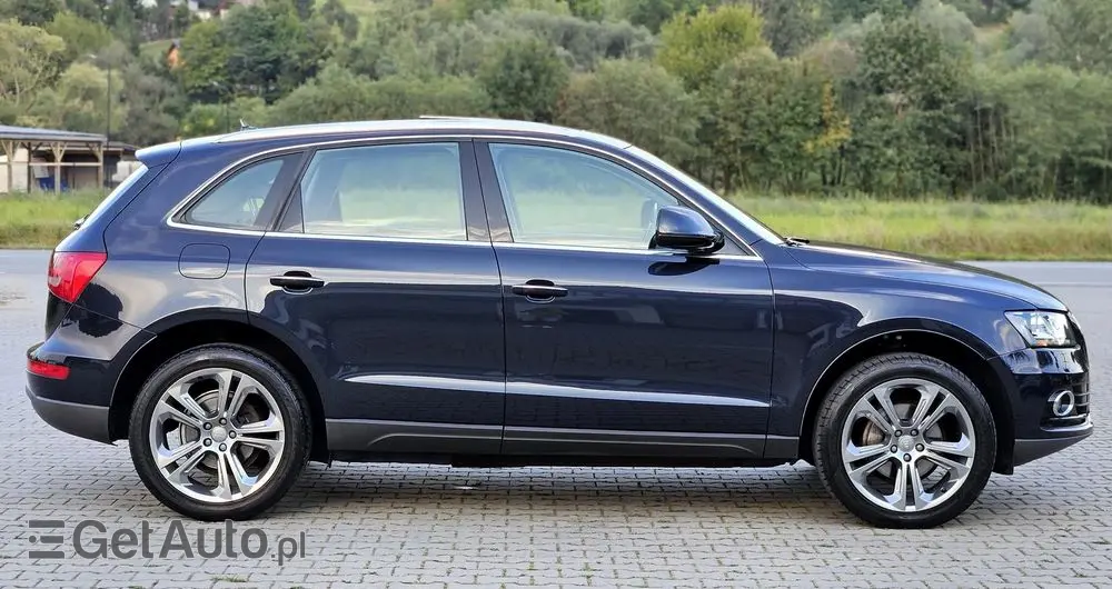 AUDI Q5 2.0 TDI quattro S tronic sport