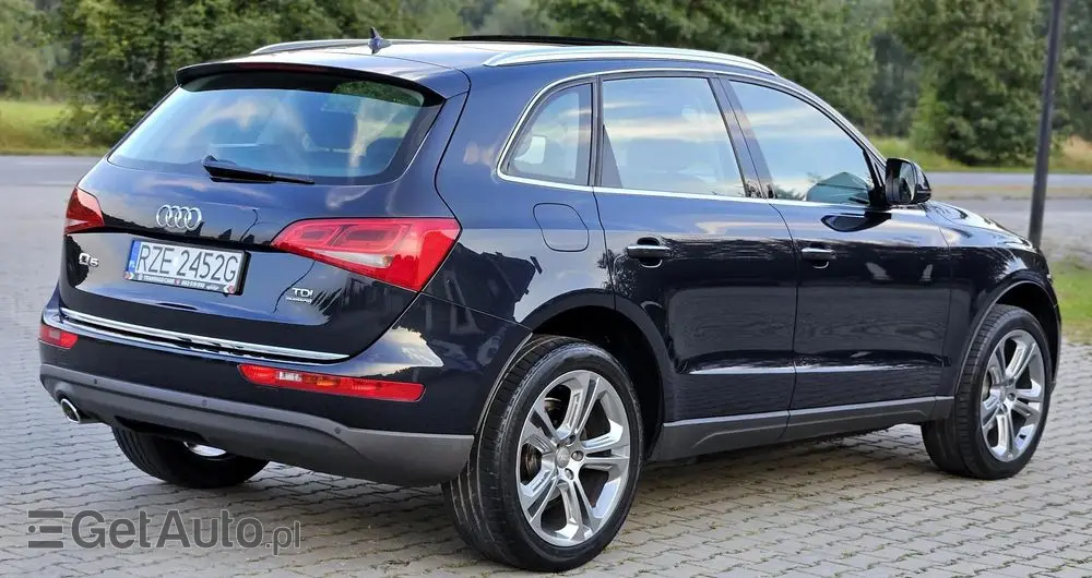 AUDI Q5 2.0 TDI quattro S tronic sport