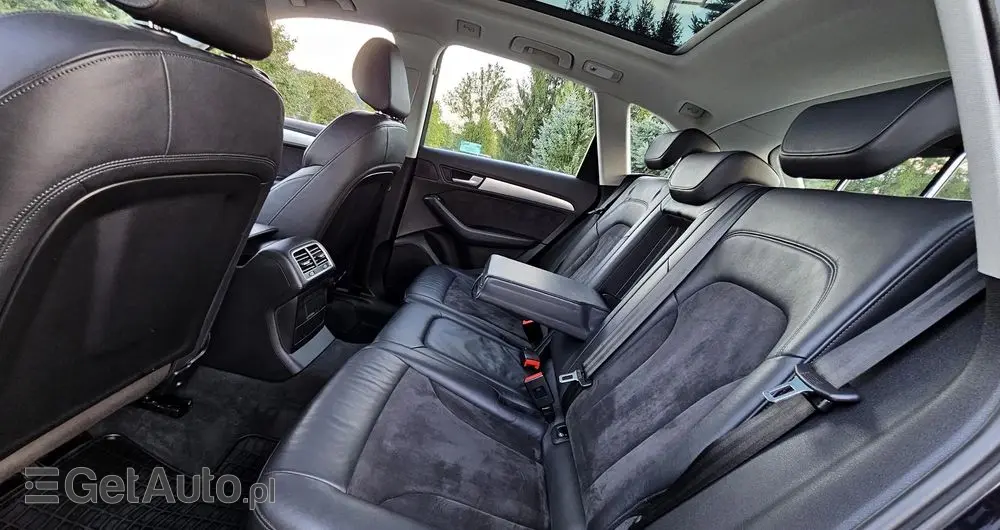 AUDI Q5 2.0 TDI quattro S tronic sport