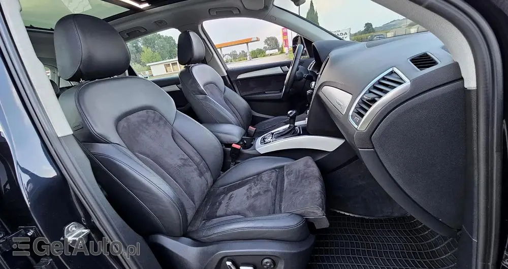 AUDI Q5 2.0 TDI quattro S tronic sport