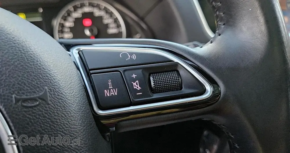 AUDI Q5 2.0 TDI quattro S tronic sport