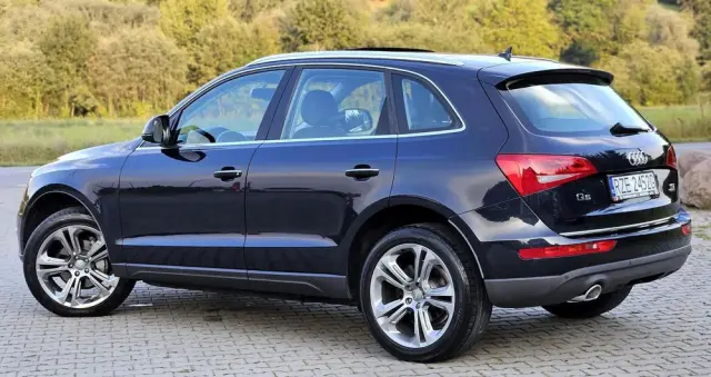 AUDI Q5 2.0 TDI quattro S tronic sport