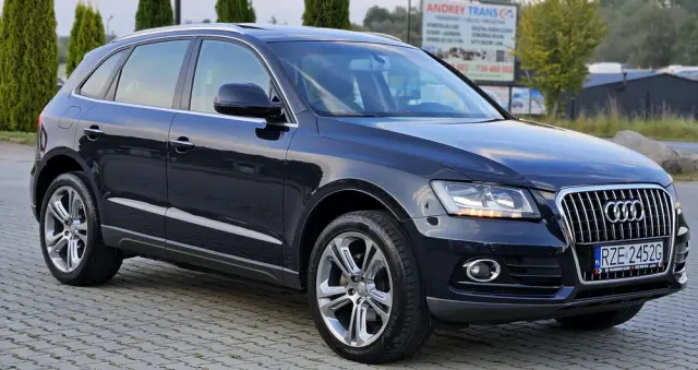 AUDI Q5 2.0 TDI quattro S tronic sport