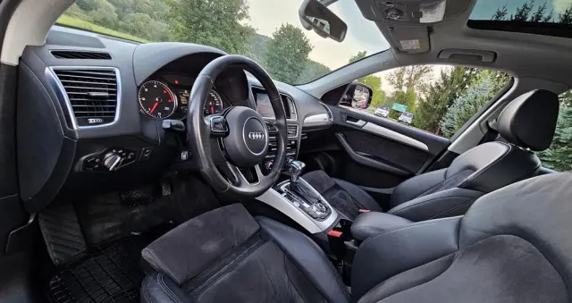AUDI Q5 2.0 TDI quattro S tronic sport