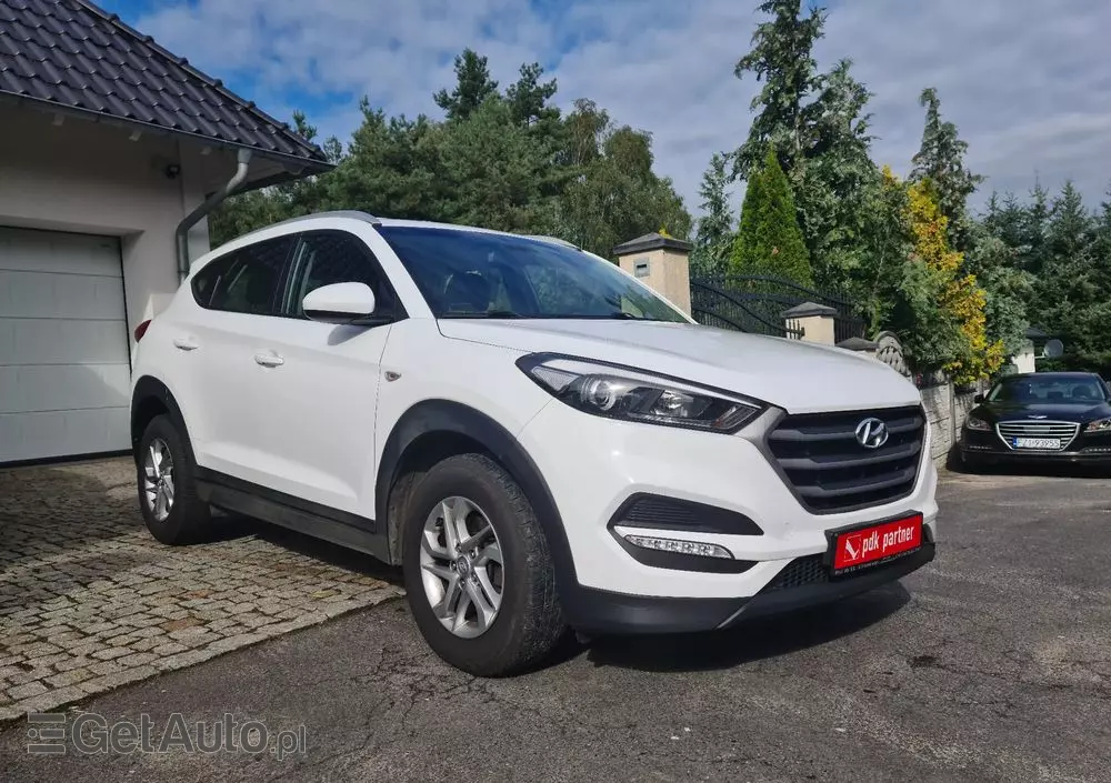 HYUNDAI Tucson Blue 1.7 CRDi 2WD Style