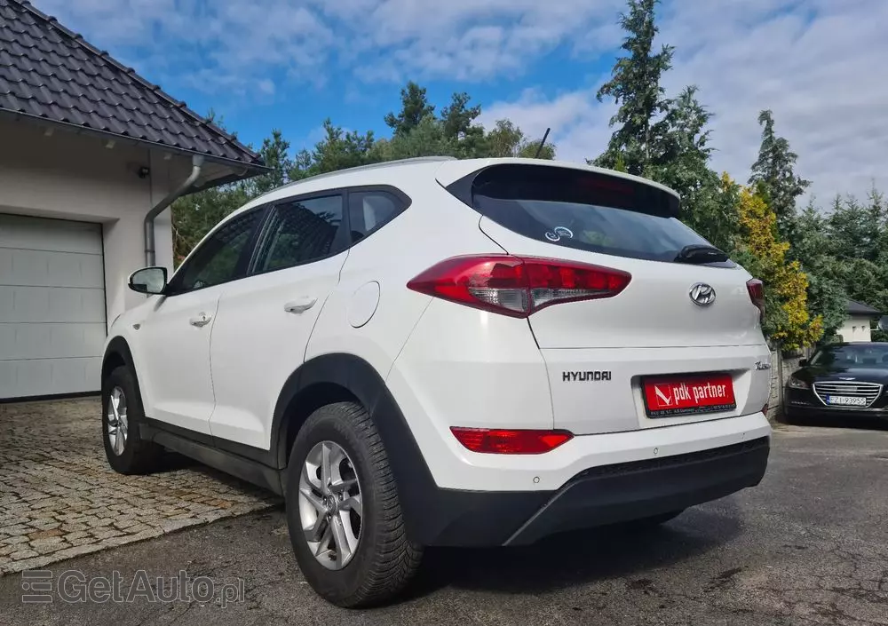 HYUNDAI Tucson Blue 1.7 CRDi 2WD Style