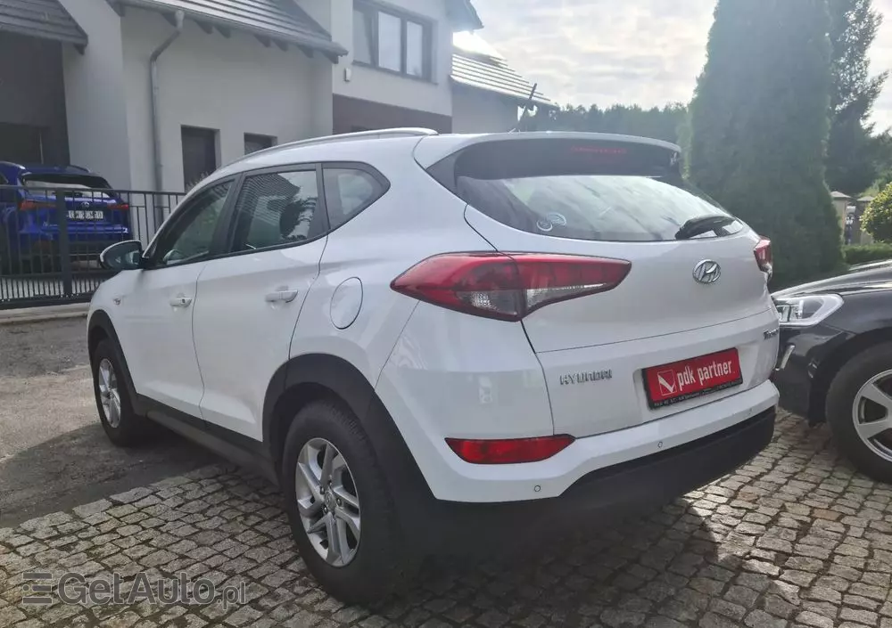 HYUNDAI Tucson Blue 1.7 CRDi 2WD Style