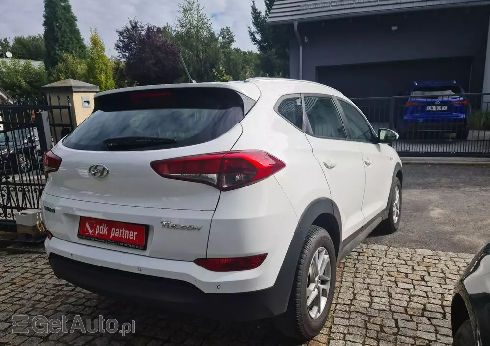 HYUNDAI Tucson Blue 1.7 CRDi 2WD Style