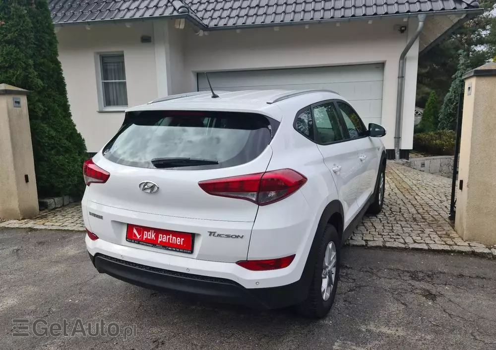 HYUNDAI Tucson Blue 1.7 CRDi 2WD Style