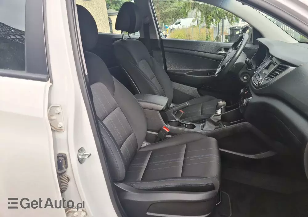 HYUNDAI Tucson Blue 1.7 CRDi 2WD Style