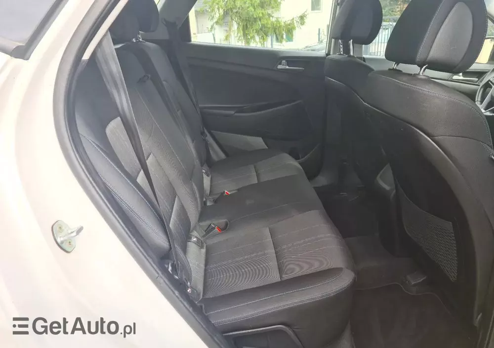 HYUNDAI Tucson Blue 1.7 CRDi 2WD Style