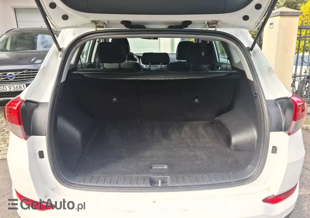 HYUNDAI Tucson Blue 1.7 CRDi 2WD Style