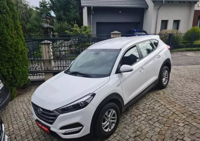 HYUNDAI Tucson Blue 1.7 CRDi 2WD Style