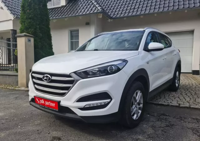 HYUNDAI Tucson Blue 1.7 CRDi 2WD Style