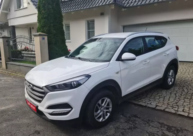 HYUNDAI Tucson Blue 1.7 CRDi 2WD Style