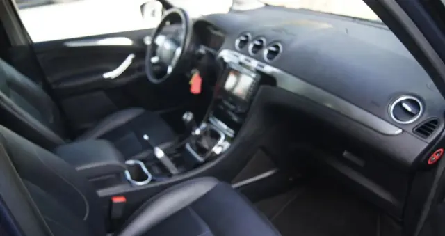 FORD S-Max 1.6 T Titanium