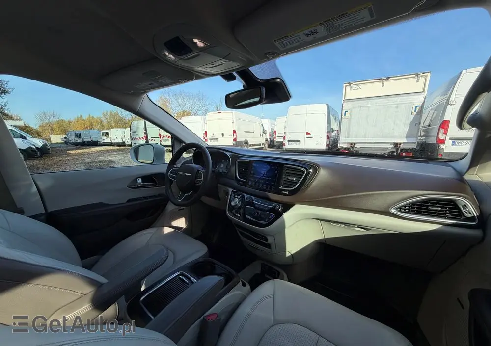 CHRYSLER Pacifica 