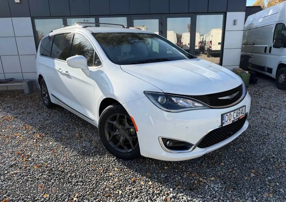 CHRYSLER Pacifica 